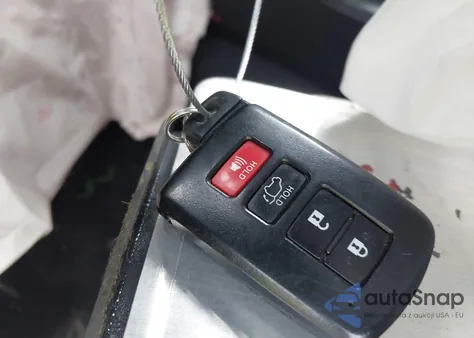 2018 Toyota Rav4 Xle z USA, uszkodzony, nr VIN JTMWFREV9JJ747531